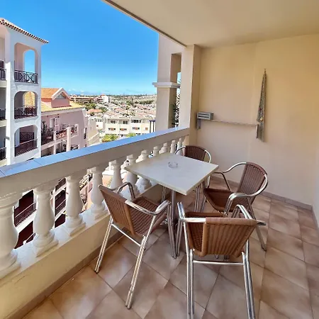 Lovely 1 Bed In Castle Harbour C108 * Los Cristianos (Tenerife)